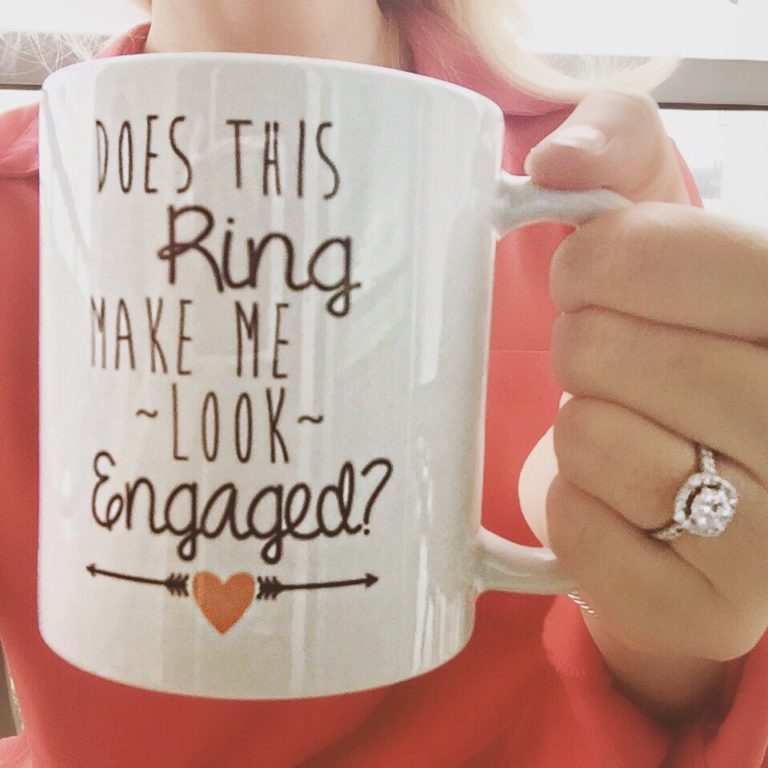 婚約指輪の選び方を説明